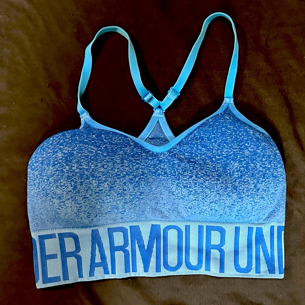 Under Armour, sports bra, removable padding size medium